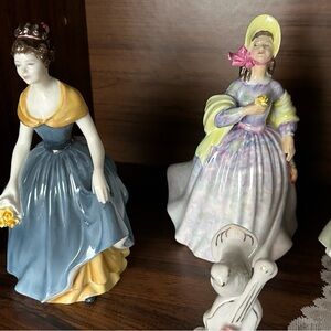 Bulk Royal Daulton statues.